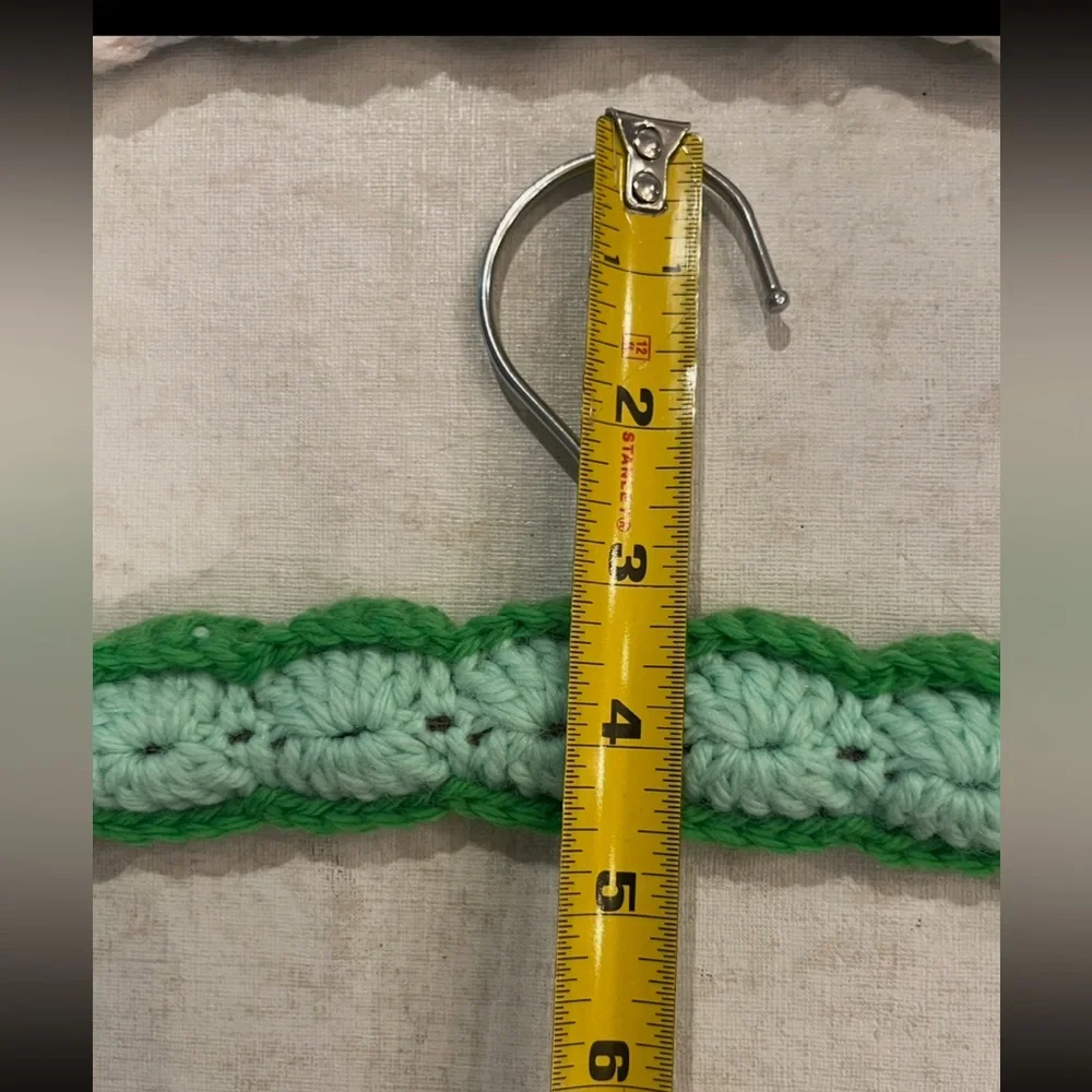 Sold Vintage hand Knit /Crochet Covered Hangers - Multicolor Set. Set of 5